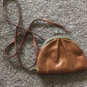 Hobo petite convertible wristlet/crossbody/clutch